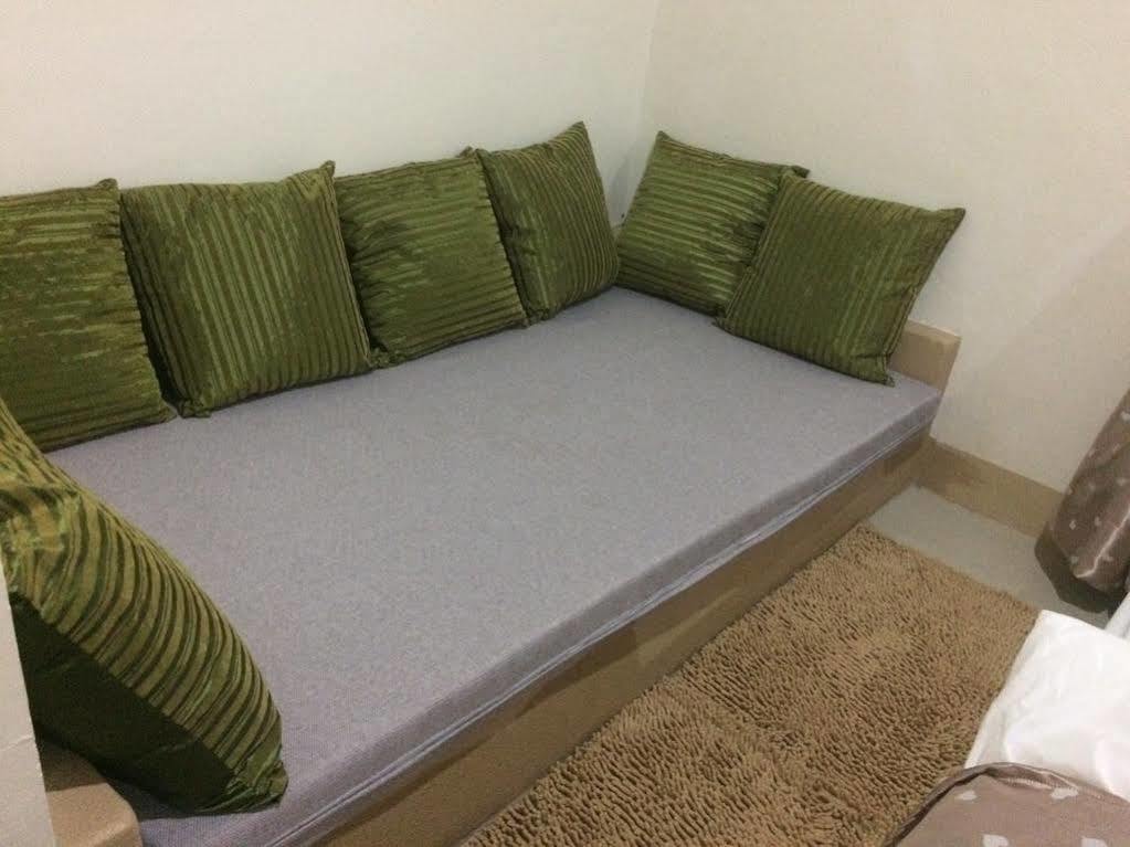 纳迪度假屋 乌隆他尼 外观 照片